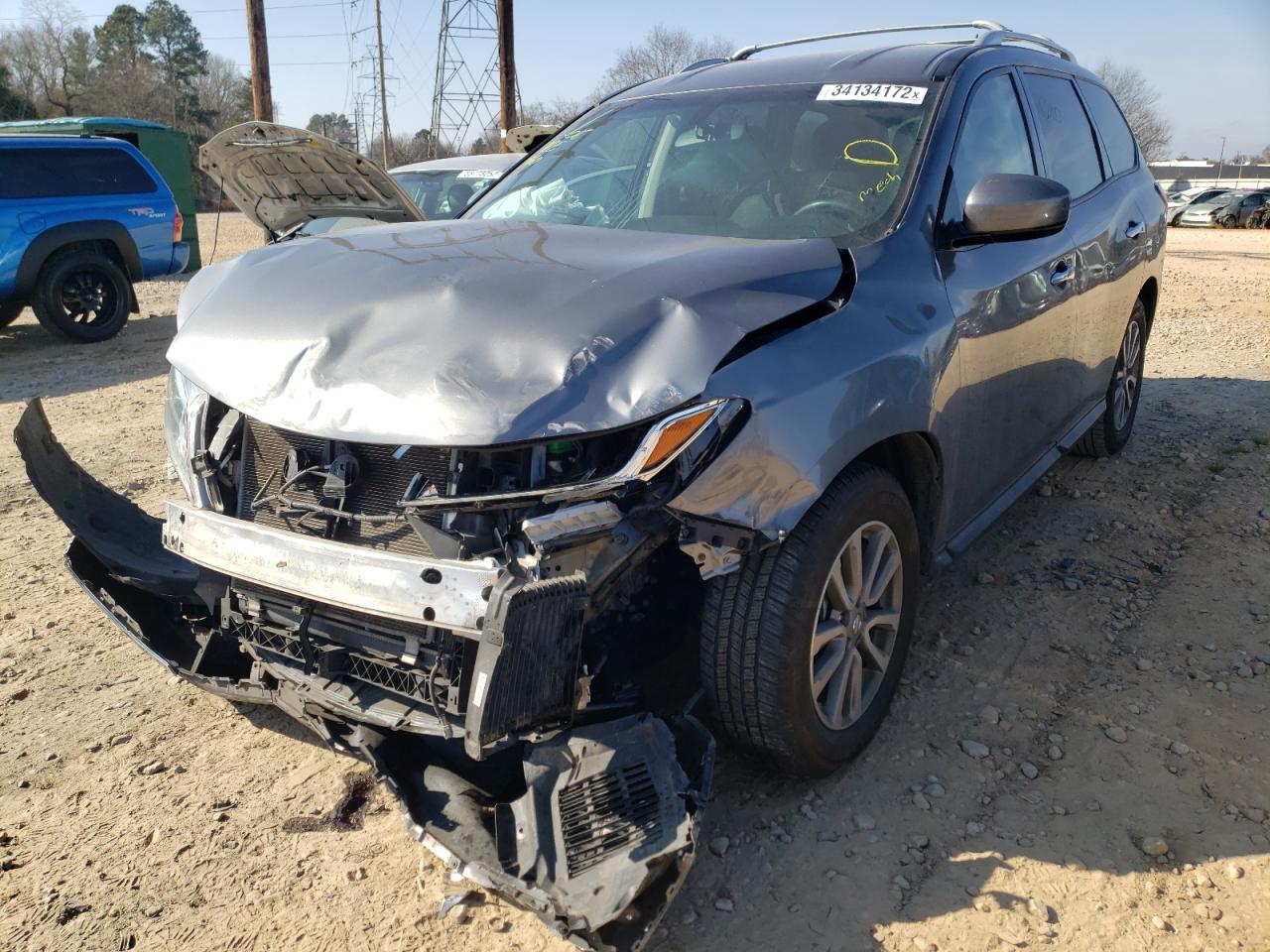 Photo 2 from auction – 2016 NISSAN PATHFINDER with VIN 5N1AR2MN9GC640479