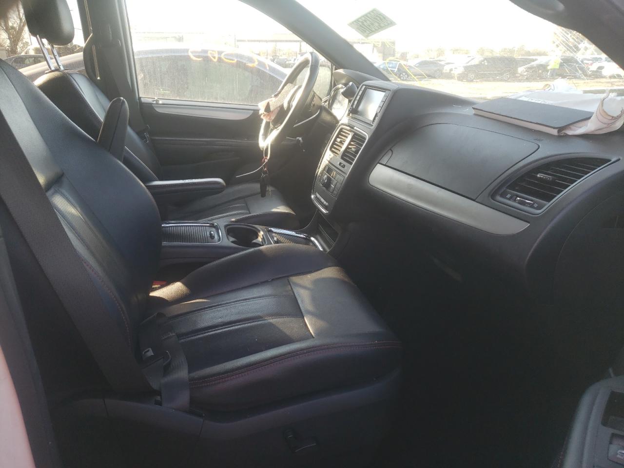 Photo 5 from auction – 2018 DODGE GRAND CARA with VIN 2C4RDGEG7JR203162