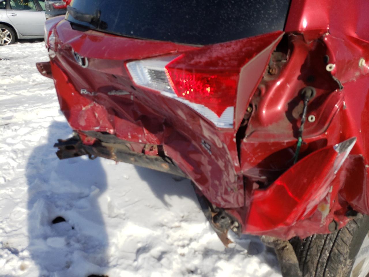 Photo 9 from auction – 2014 TOYOTA RAV4 LE with VIN JTMBFREV8EJ004850