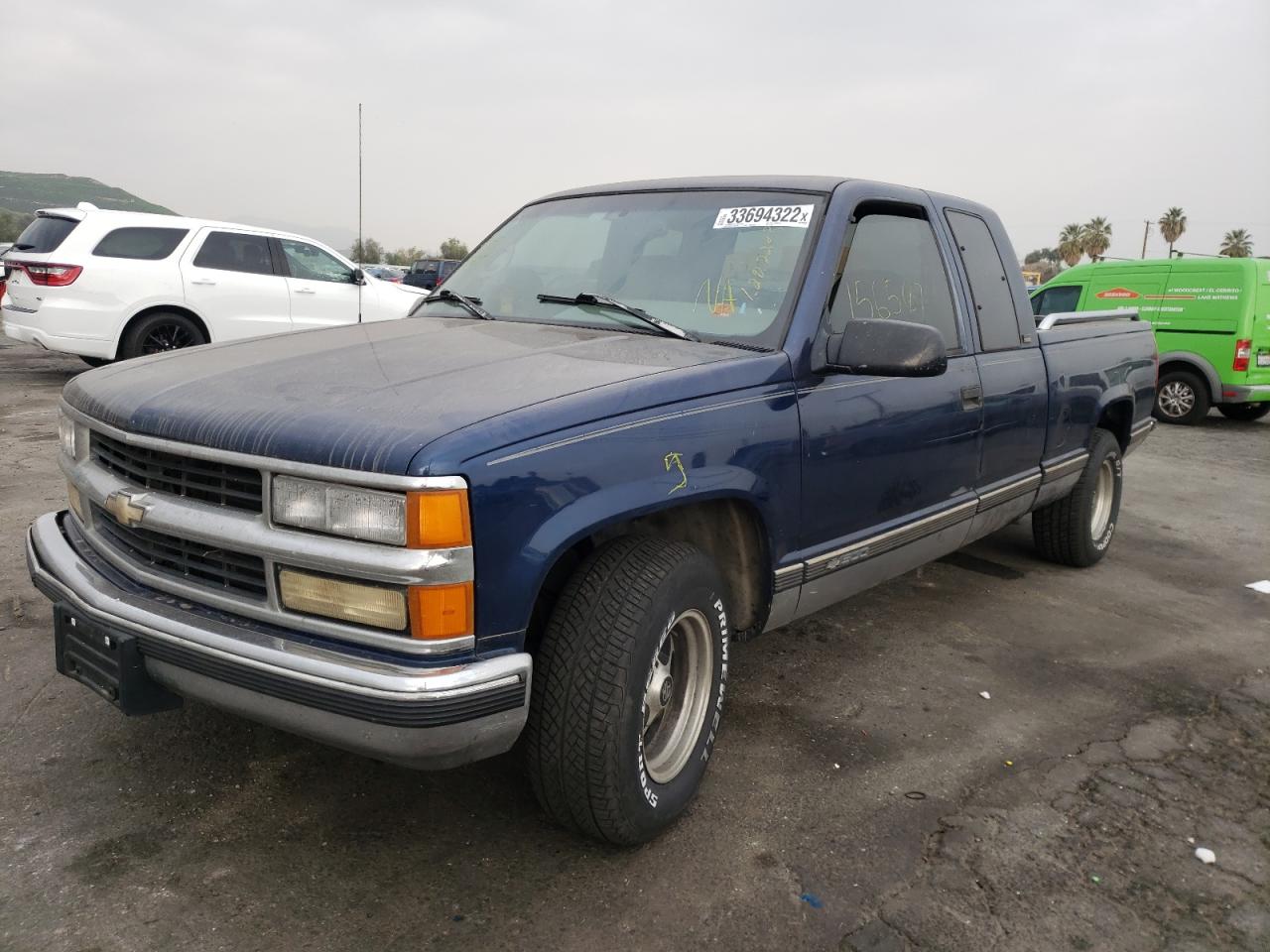 Photo 2 from auction – 1996 CHEVROLET GMT-400 C1 with VIN 2GCEC19RXT1191097