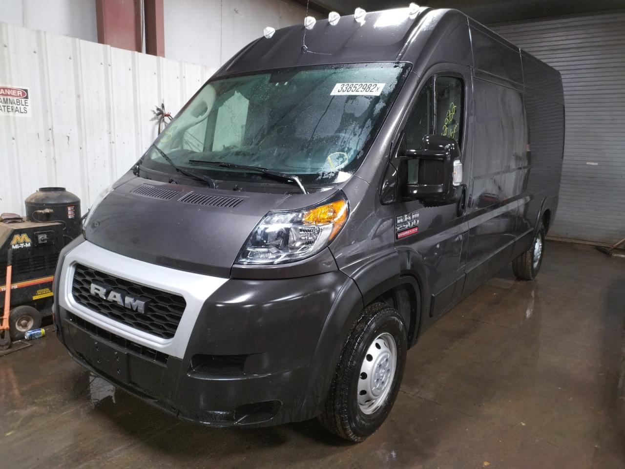 Photo 2 from auction – 2021 RAM PROMASTER with VIN 3C6LRVDG6ME567549