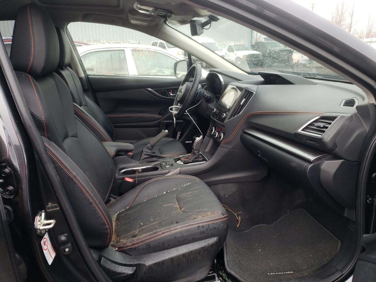 Photo 5 from auction – 2019 SUBARU CROSSTREK with VIN JF2GTANCXKH224431