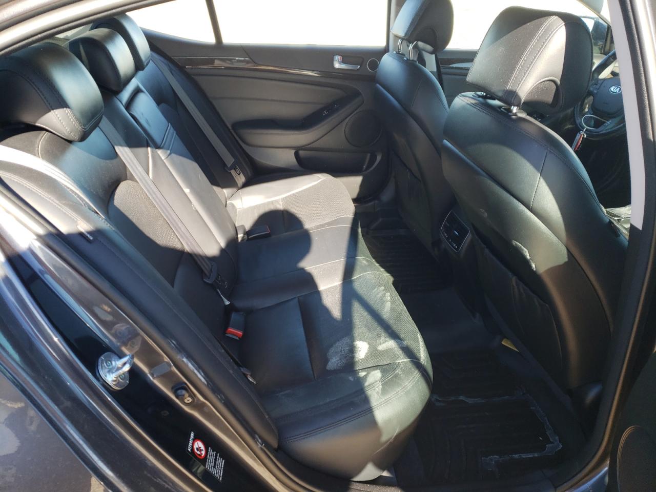 Photo 6 from auction – 2015 KIA CADENZA PR with VIN KNALN4D77F5197609