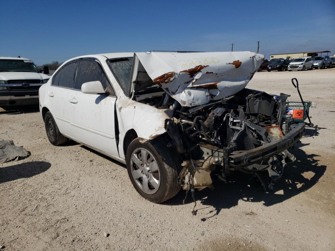 KIA OPTIMA LX 2006 with VIN KNAGE123165020845 - Photo from auction