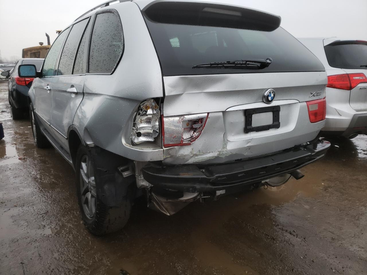 Foto 3 de la subasta – 2004 BMW X5 3.0I con VIN 5UXFA13564LU37184