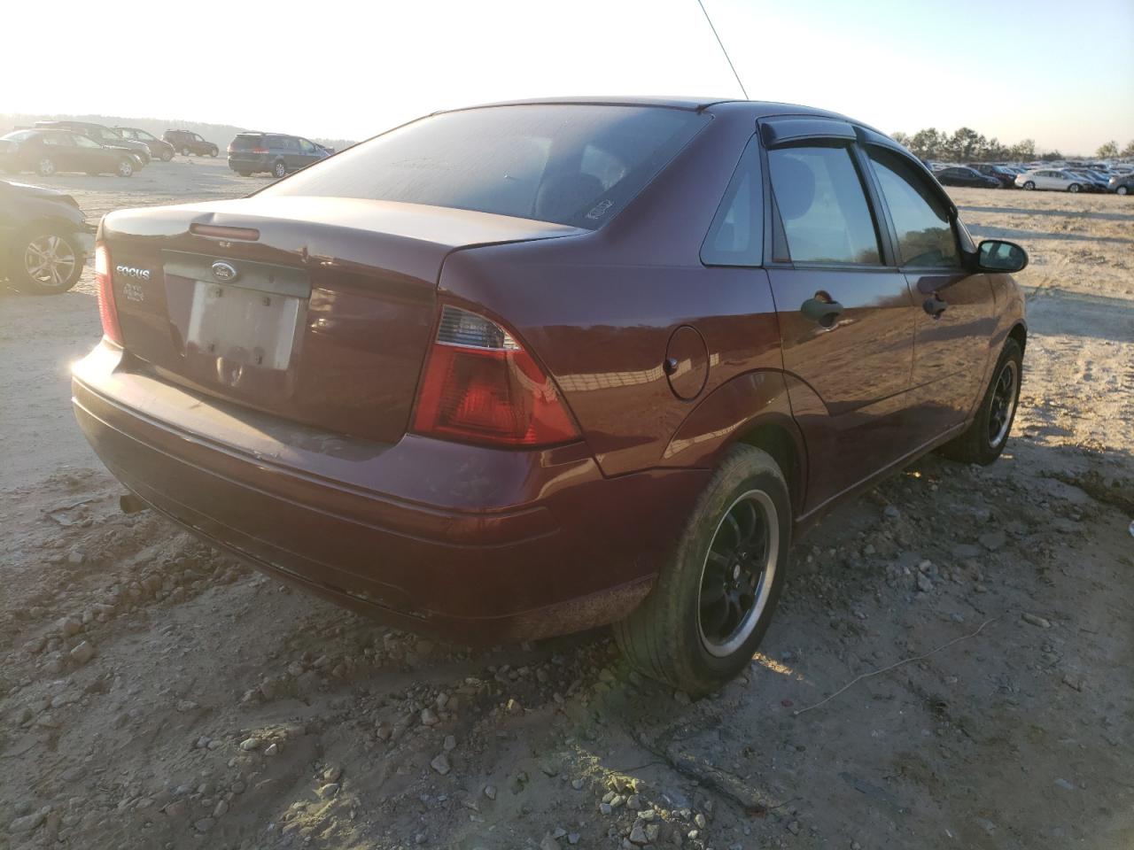 Photo 4 from auction – 2007 FORD FOCUS ZX4 with VIN 1FAFP34N07W166965
