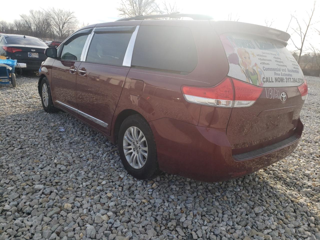 Photo 3 from auction – 2013 TOYOTA SIENNA with VIN 5TDYK3DC1DS320160