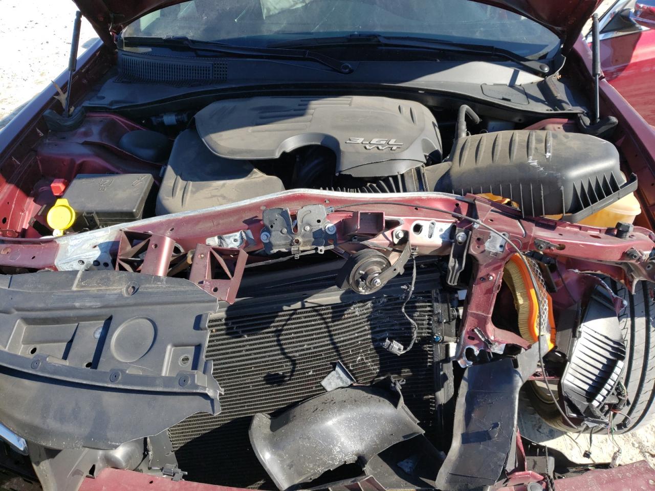 Photo 7 from auction – 2019 CHRYSLER 300 TOURIN with VIN 2C3CCAAGXKH627622
