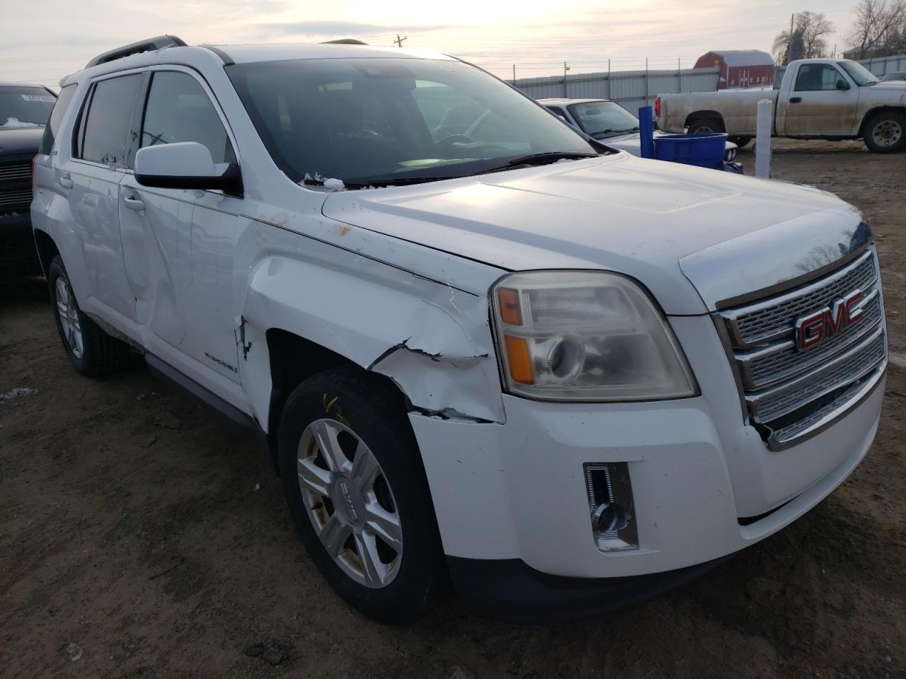 GMC TERRAIN SL 2015 with VIN 2GKALREK2F6299702 - Photo from auction