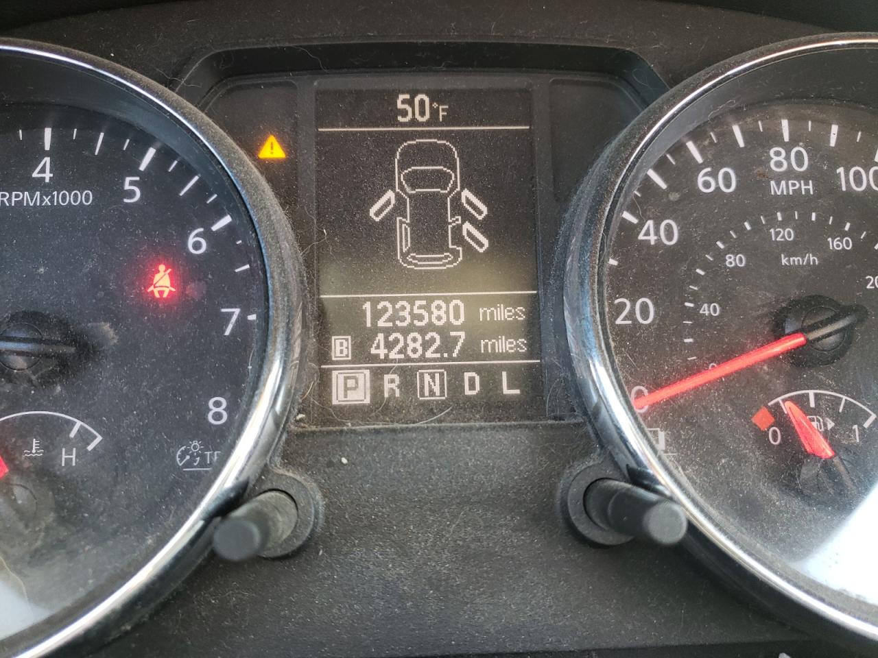 Photo 8 from auction – 2013 NISSAN ROGUE S with VIN JN8AS5MT7DW513303