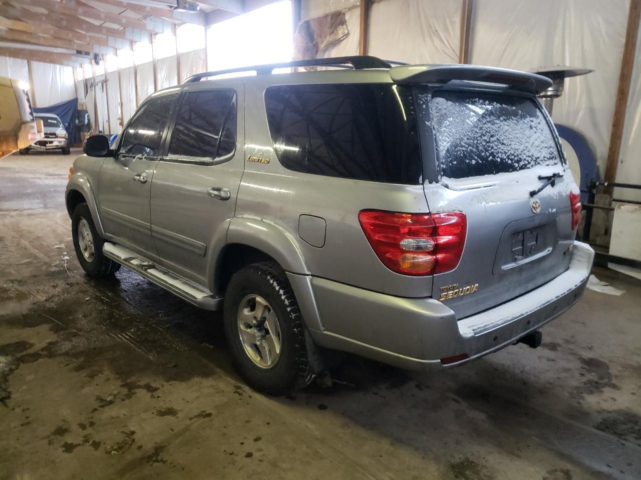 Photo 3 from auction – 2002 TOYOTA SEQUOIA LI with VIN 5TDZT38A32S123076