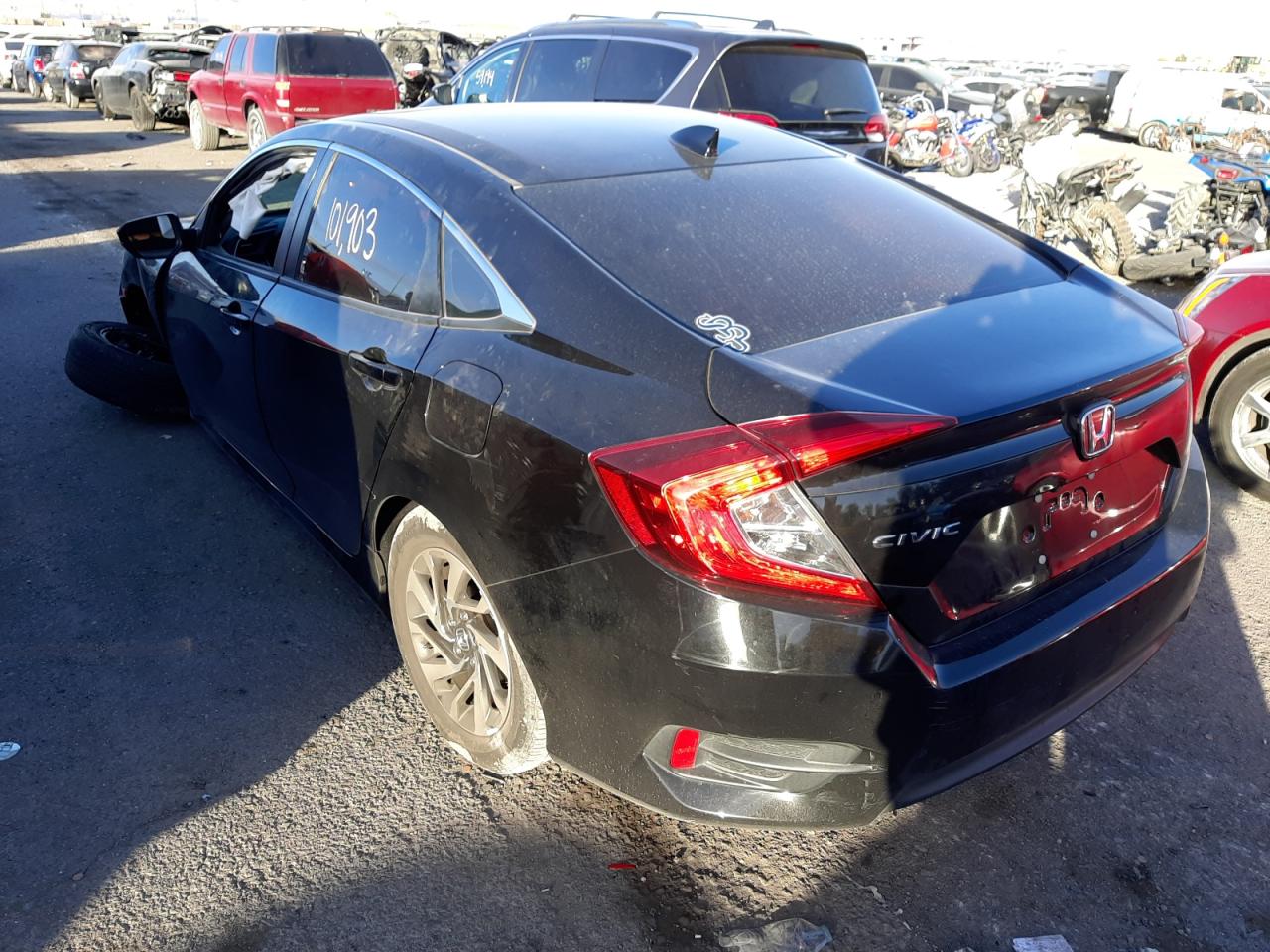 Photo 3 from auction – 2017 HONDA CIVIC EX with VIN 2HGFC2F76HH507835