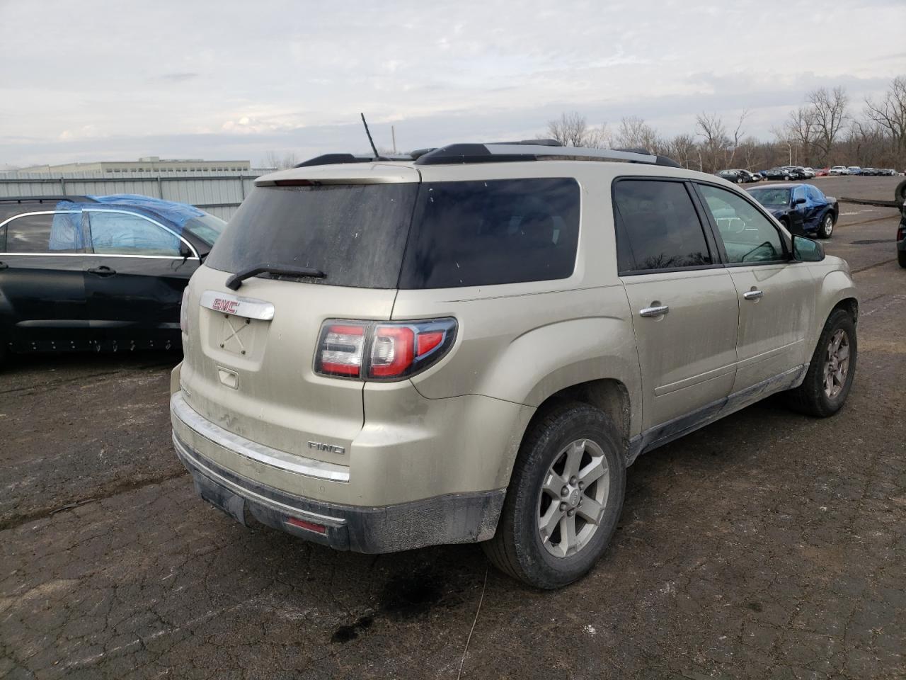 Photo 4 from auction – 2015 GMC ACADIA SLE with VIN 1GKKVNEDXFJ154113