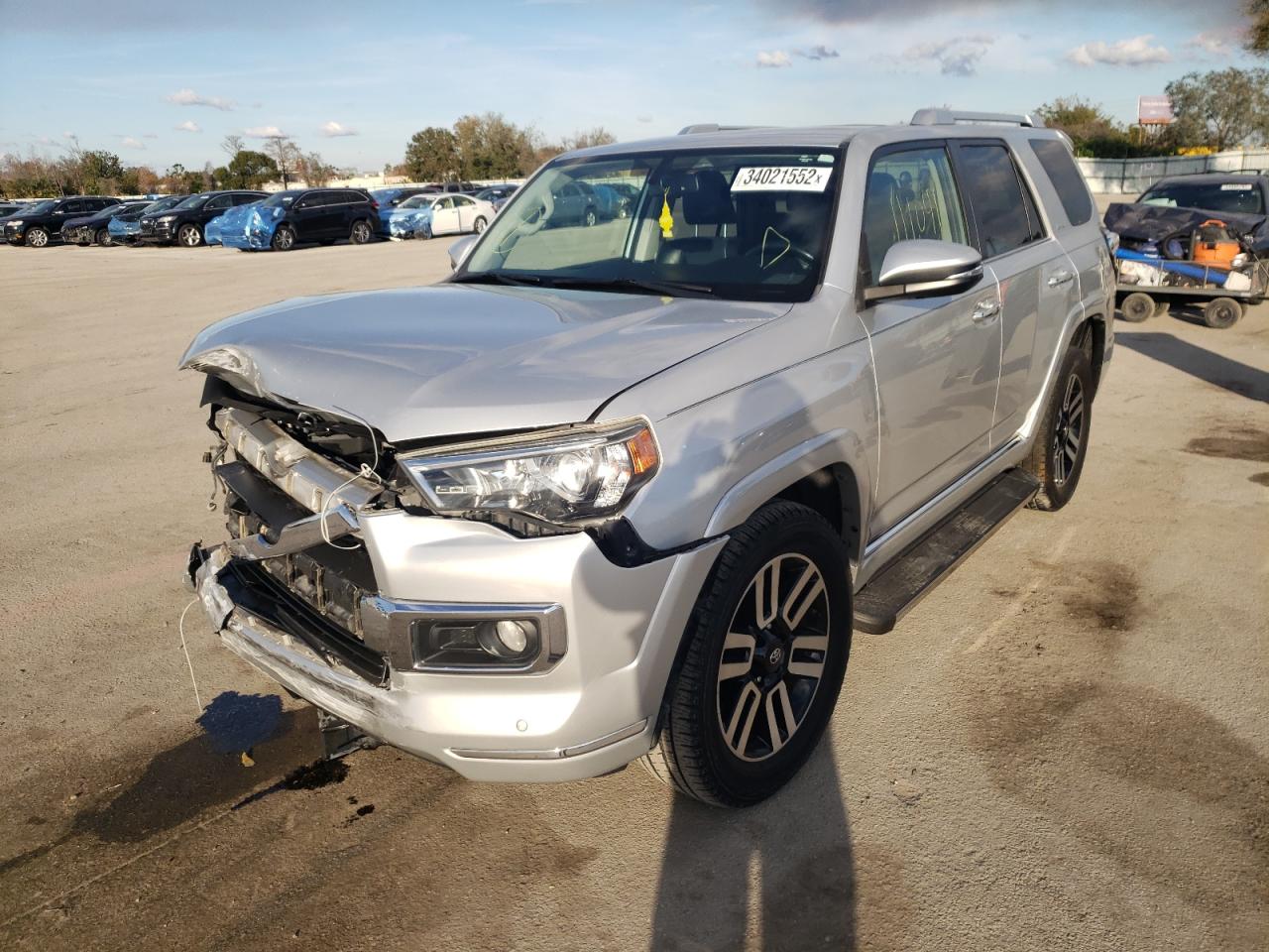 Photo 2 from auction – 2014 TOYOTA 4RUNNER SR with VIN JTEBU5JR4E5165904