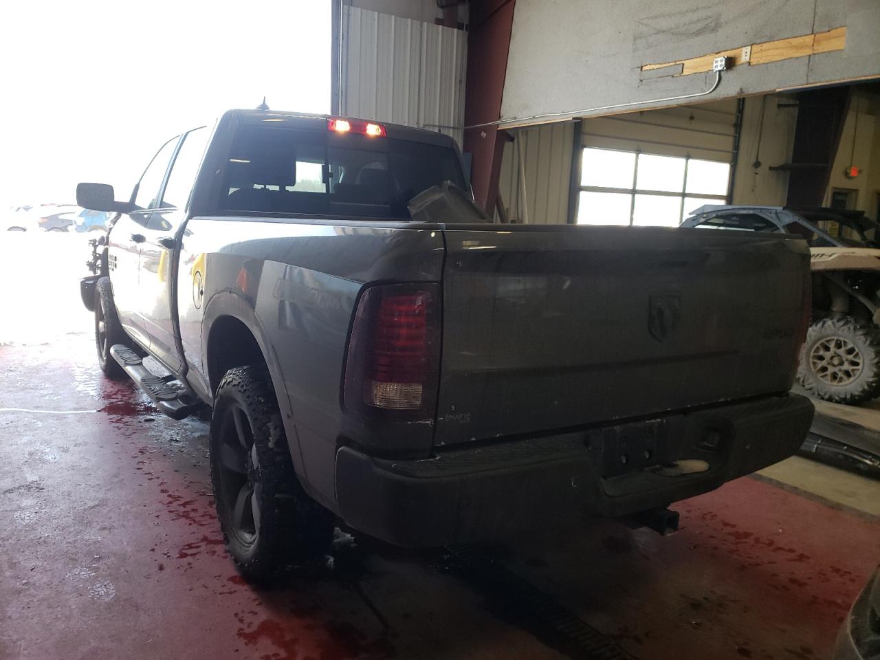 Photo 3 from auction – 2019 RAM 1500 CLASS with VIN 1C6RR7GG8KS700291