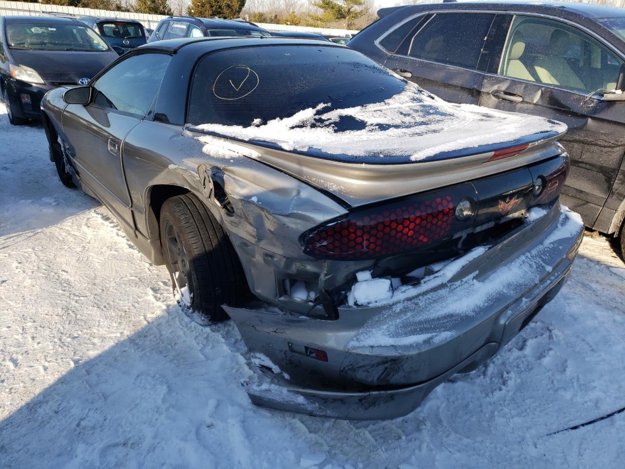 Photo 3 from auction – 1999 PONTIAC FIREBIRD with VIN 2G2FS22K5X2207723