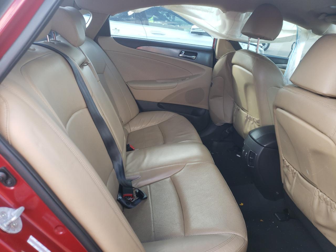 Photo 6 from auction – 2013 HYUNDAI SONATA HYB with VIN KMHEC4A42DA081276