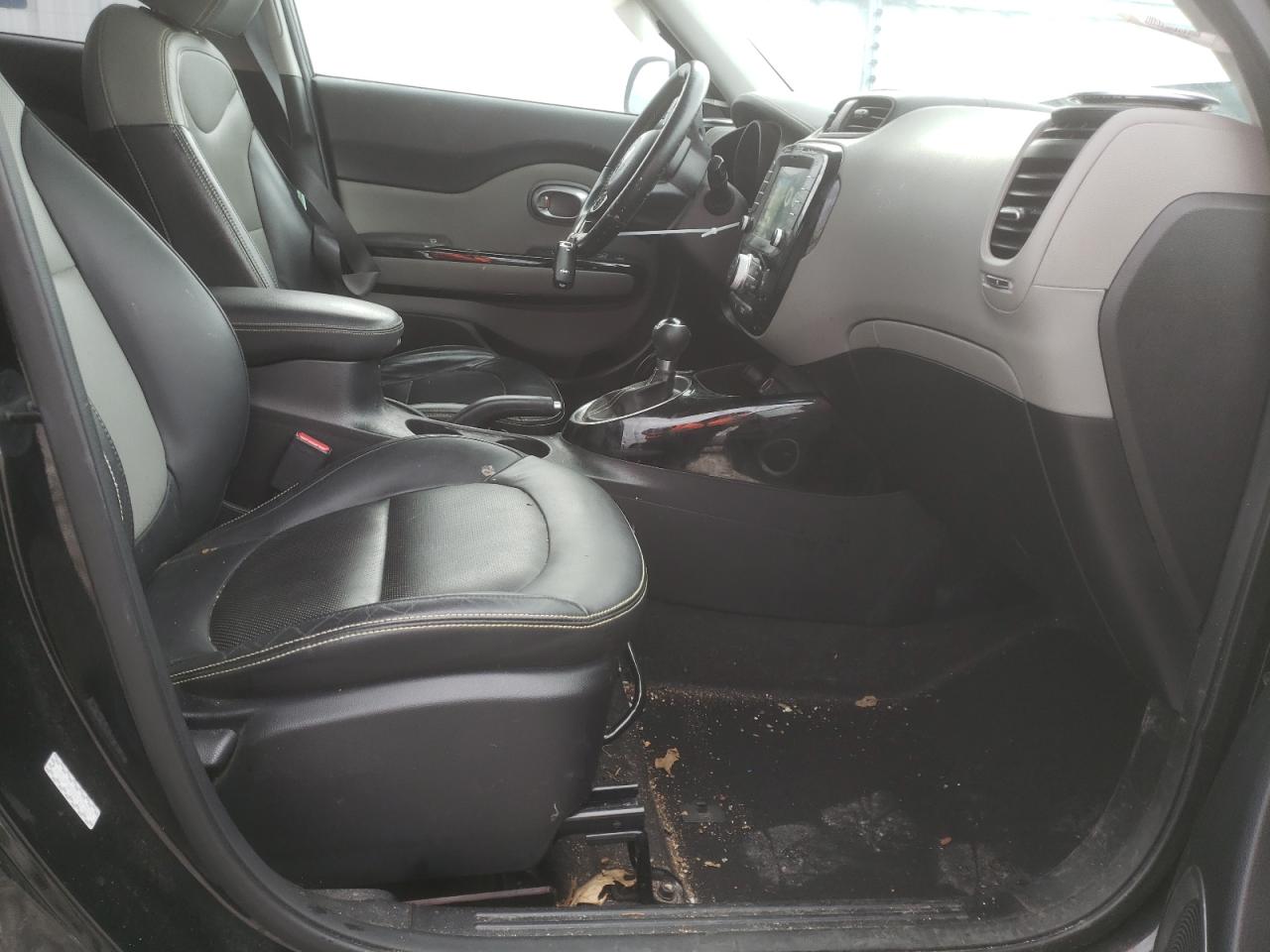 Photo 5 from auction – 2016 KIA SOUL + with VIN KNDJP3A50G7273517