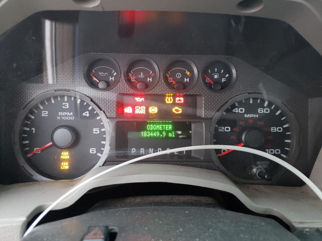 Photo 8 from auction – 2010 FORD F250 SUPER with VIN 1FTNF2B5XAEA60218
