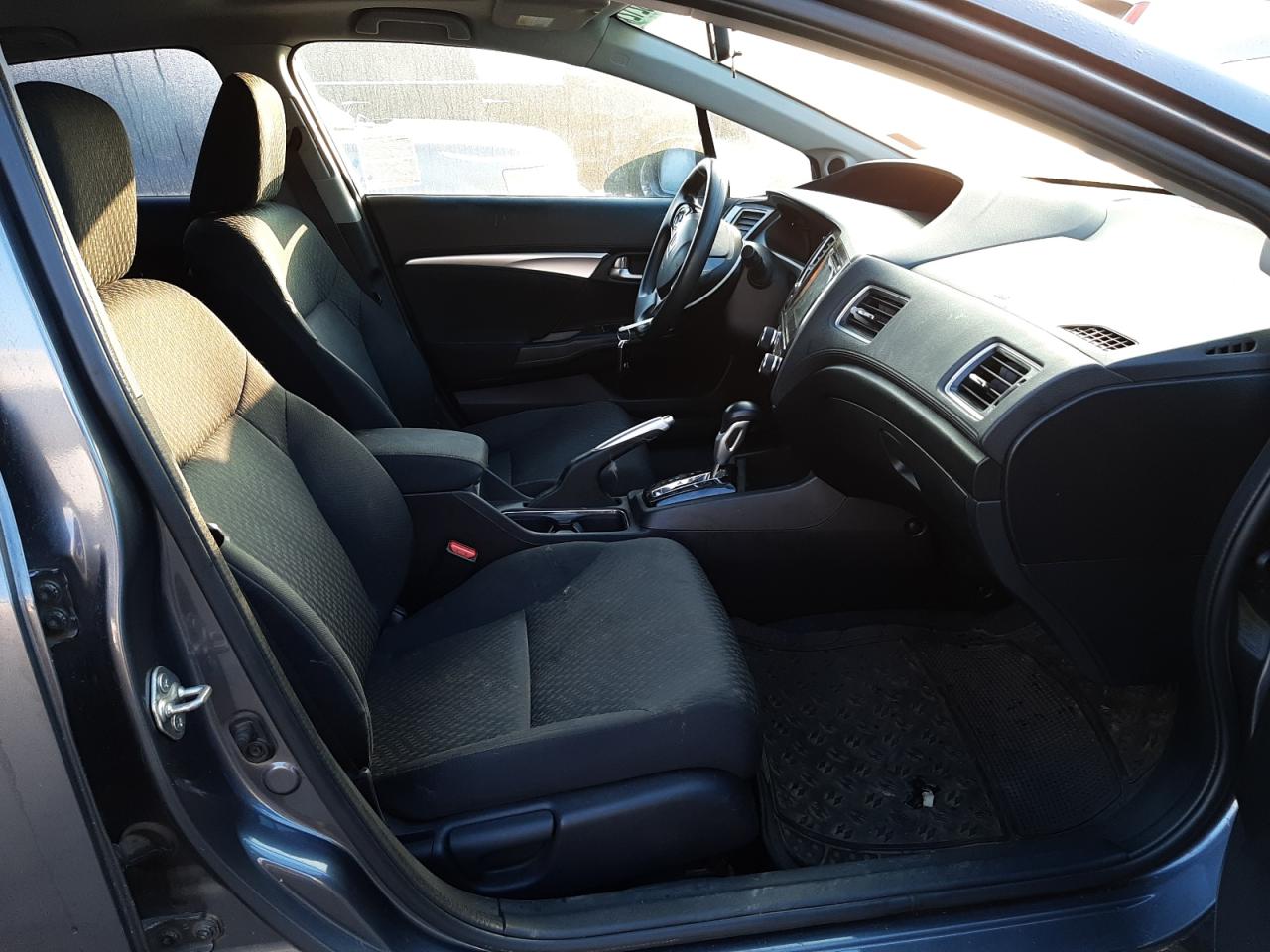 Photo 5 from auction – 2015 HONDA CIVIC EX with VIN 2HGFB2F85FH559045