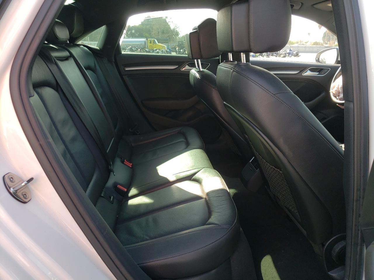 Photo 6 from auction – 2018 AUDI A3 PREMIUM with VIN WAUAUGFF9J1088827