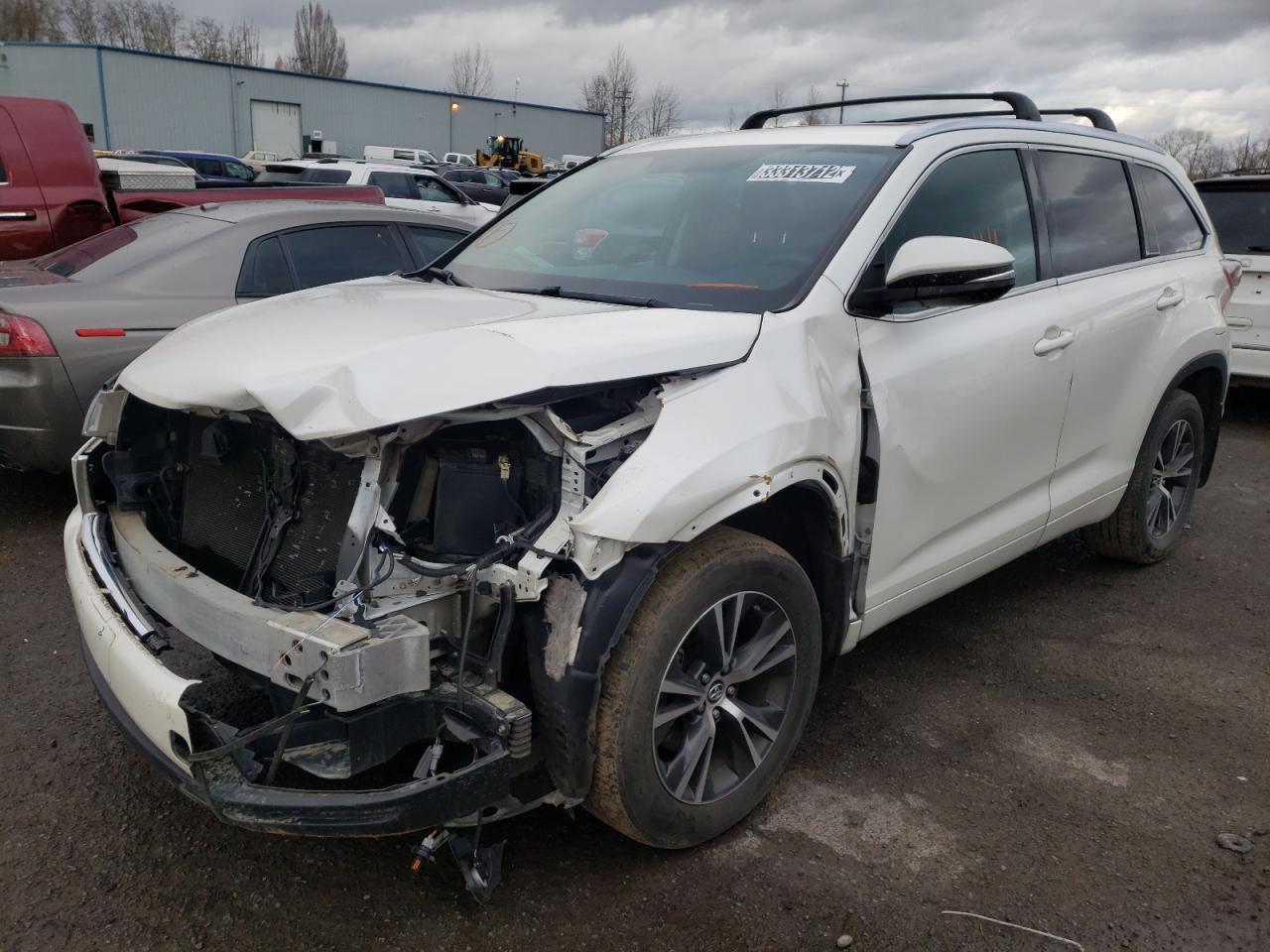 Zdjęcie 2 z aukcji – 2016 TOYOTA HIGHLANDER z VIN 5TDJKRFH9GS318710
