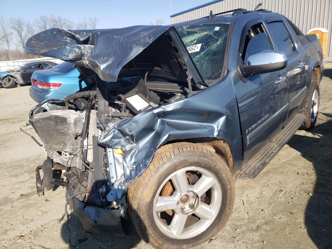 Photo 2 from auction – 2008 CHEVROLET AVALANCHE with VIN 3GNFK123X8G222500