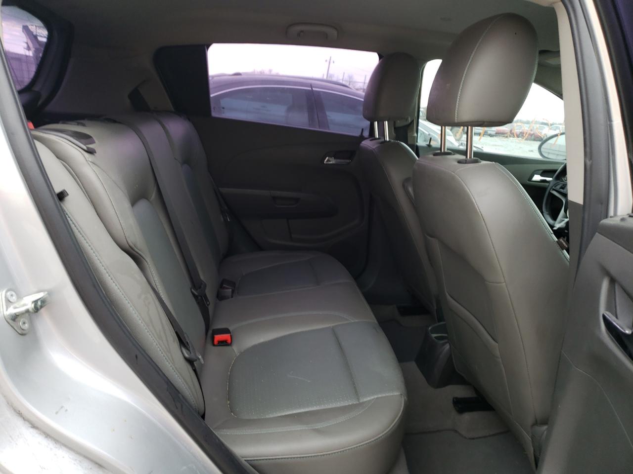 Photo 6 from auction – 2015 CHEVROLET SONIC LTZ with VIN 1G1JE6SB8F4145546