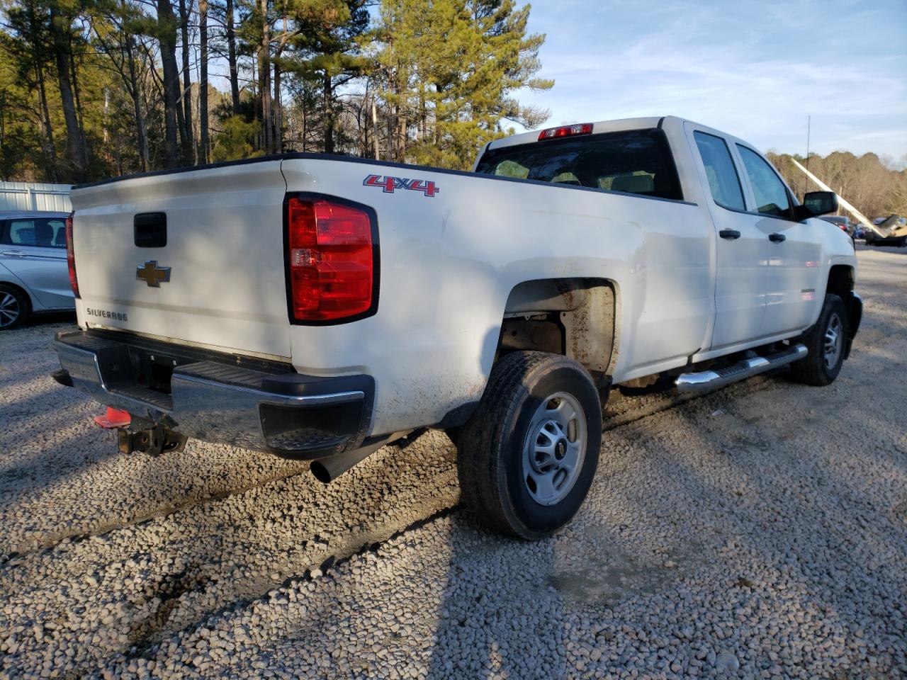 Photo 4 from auction – 2017 CHEVROLET SILVERADO with VIN 1GC2KUEG9HZ294456