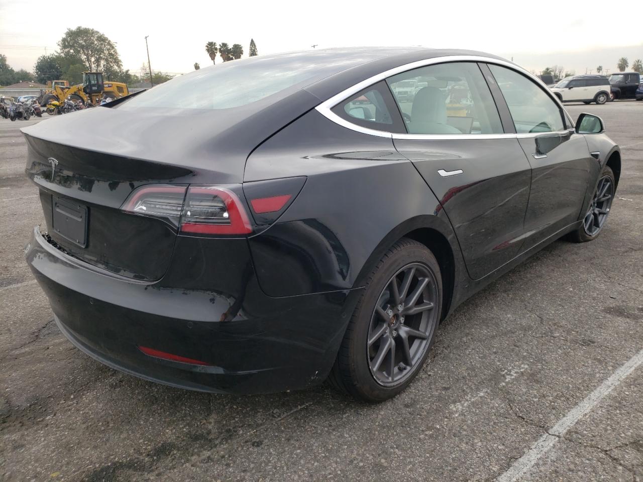 Photo 4 from auction – 2019 TESLA MODEL 3 with VIN 5YJ3E1EA9KF486270