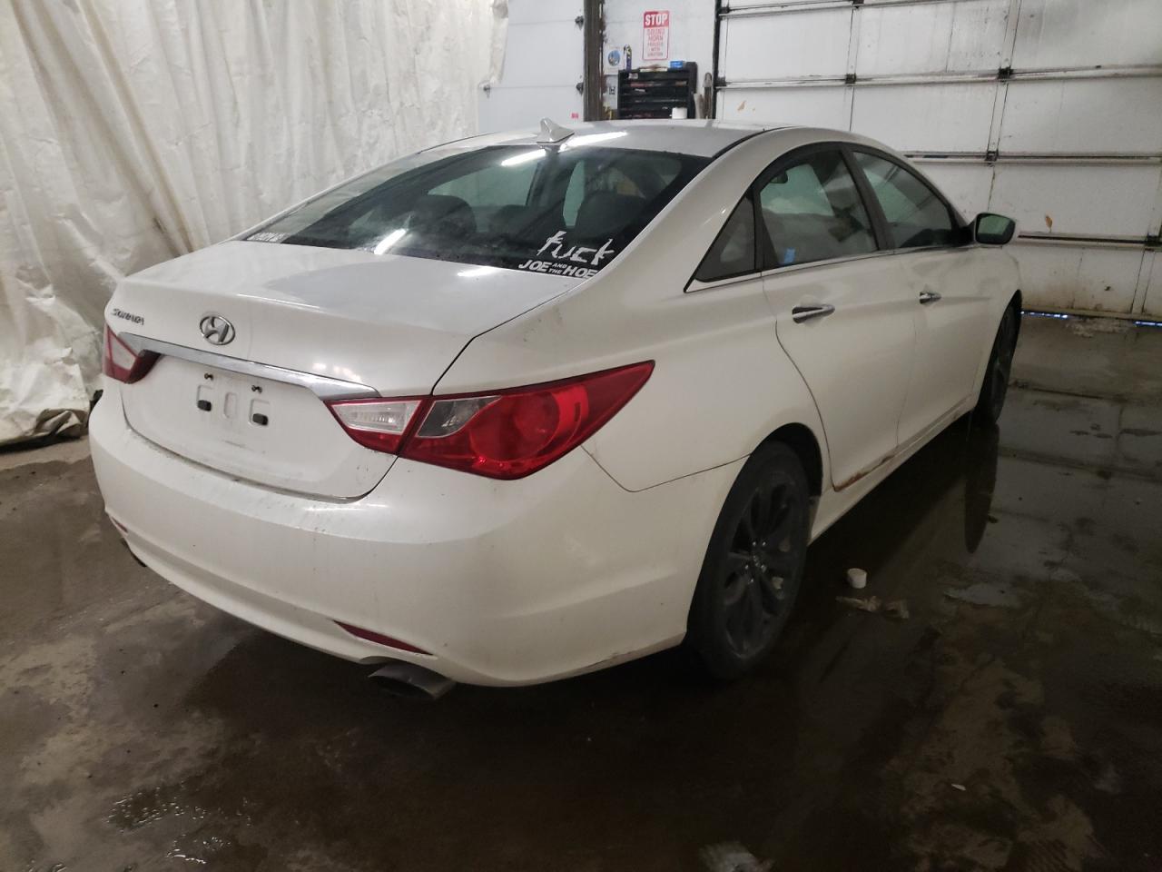 Photo 4 from auction – 2011 HYUNDAI SONATA SE with VIN 5NPEC4AC4BH064156