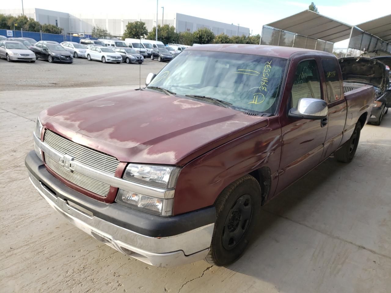 Photo 2 from auction – 2001 CHEVROLET SILVERADO with VIN 2GCEC19V311197494