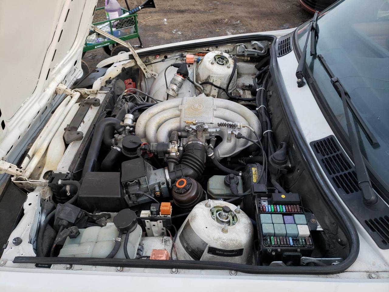 Photo 7 from auction – 1990 BMW 325 I with VIN WBAAA1318LAE58847
