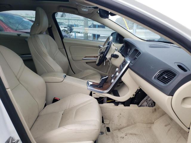 Photo 5 from auction – 2016 VOLVO S60 PLATIN with VIN LYV612TM1GB093495