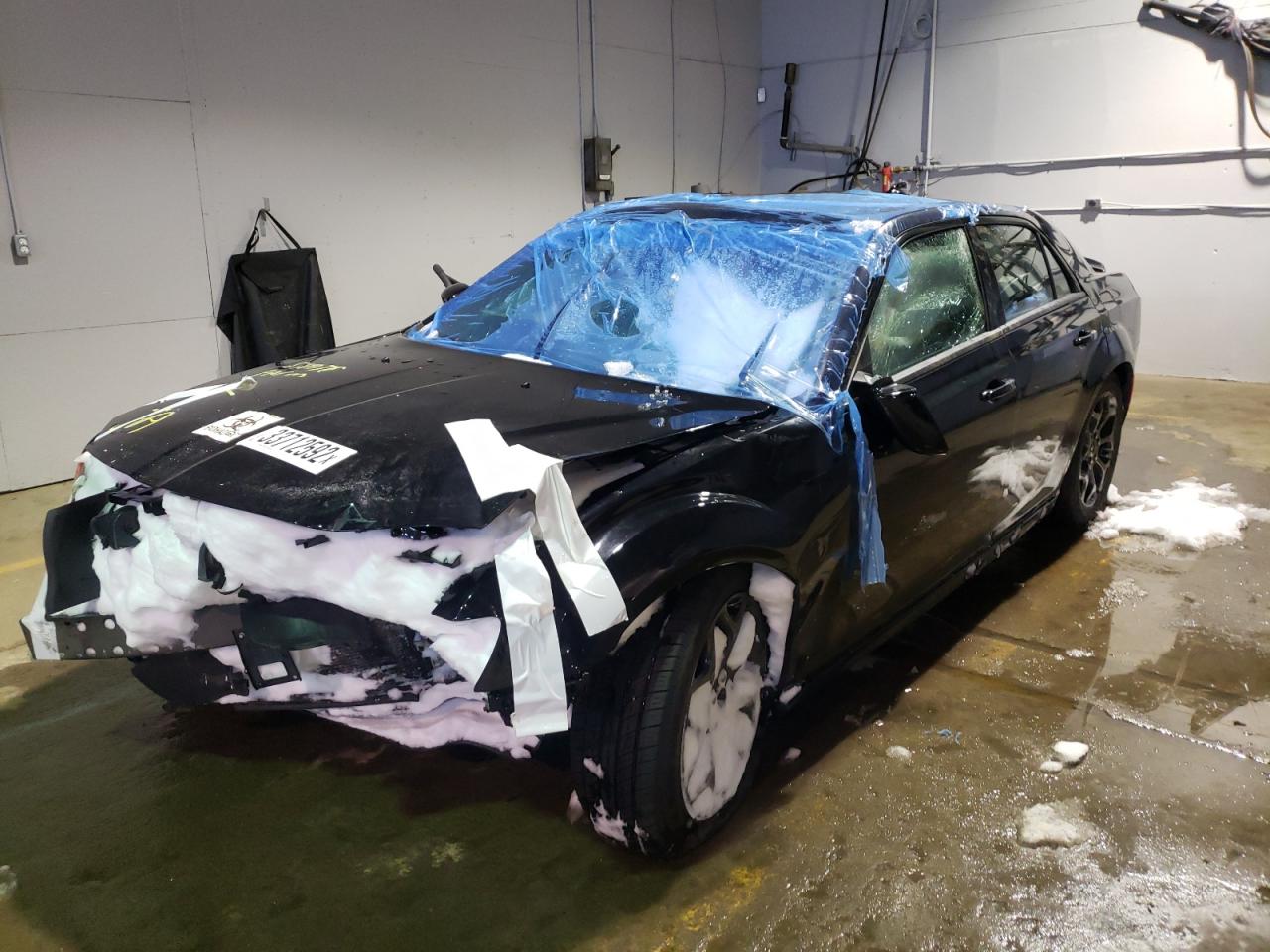 Photo 2 from auction – 2017 CHRYSLER 300 S with VIN 2C3CCAGG7HH628789