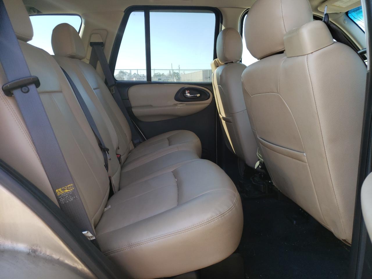 Photo 6 from auction – 2005 CHEVROLET TRAILBLAZE with VIN 1GNDS13S452166636