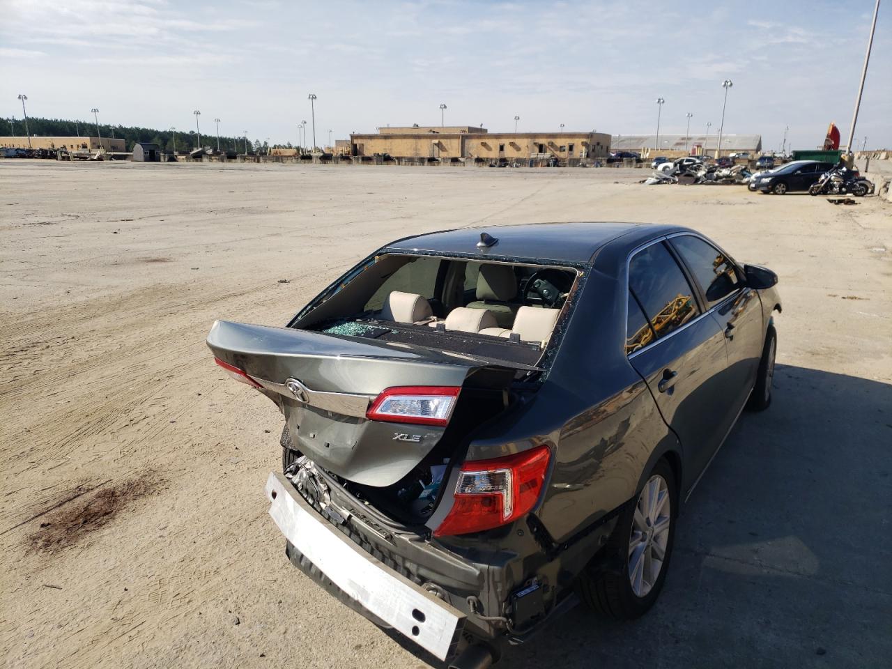 Photo 4 from auction – 2013 TOYOTA CAMRY L with VIN 4T1BF1FK0DU654402