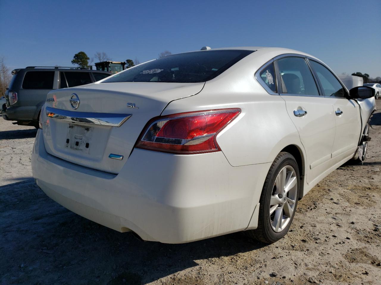 Photo 4 from auction – 2013 NISSAN ALTIMA 2.5 with VIN 1N4AL3AP0DC245190