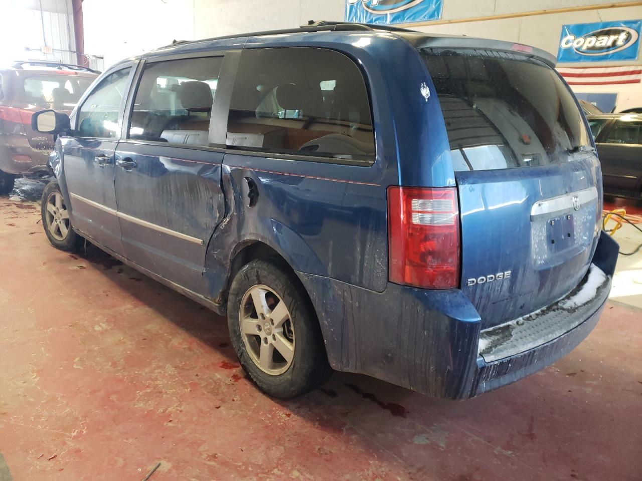 Photo 3 from auction – 2010 DODGE GRAND CARA with VIN 2D4RN5D18AR180167