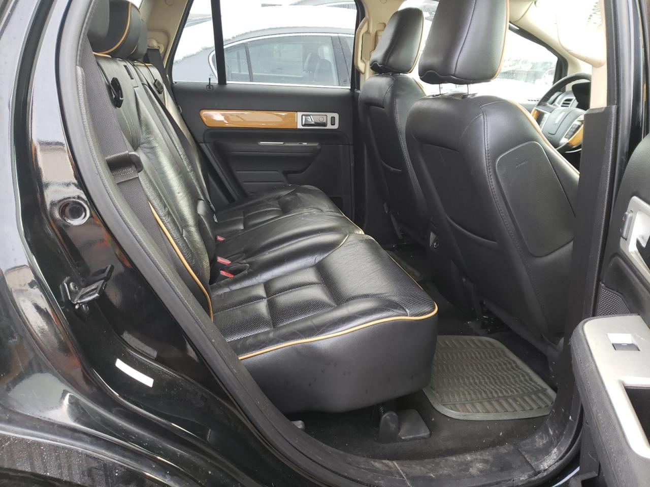 Фото 6 с аукциона – 2008 LINCOLN MKX с VIN 2LMDU88C58BJ37660