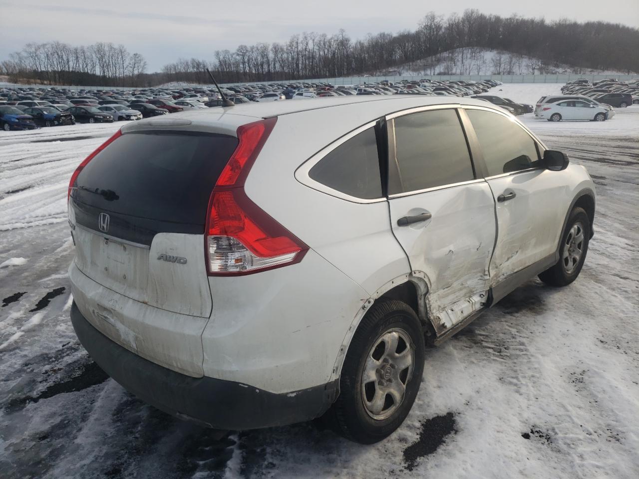 Photo 4 from auction – 2014 HONDA CR-V LX with VIN 5J6RM4H32EL010692