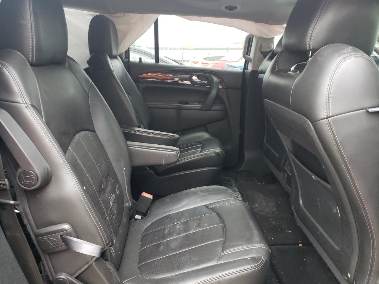 Photo 6 from auction – 2016 BUICK ENCLAVE with VIN 5GAKVBKD9GJ130547