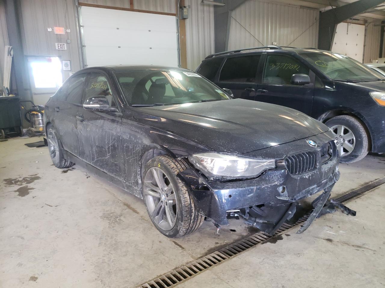 BMW 328 XI 2015 with VIN WBA3B3G54FNT68989 - Photo from auction