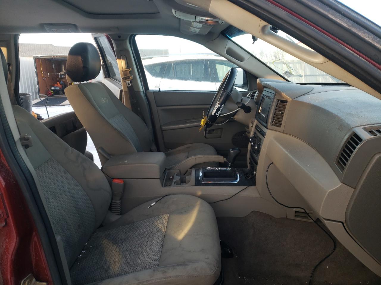 Photo 5 from auction – 2007 JEEP GRAND CHER with VIN 1J8GR48K17C618639