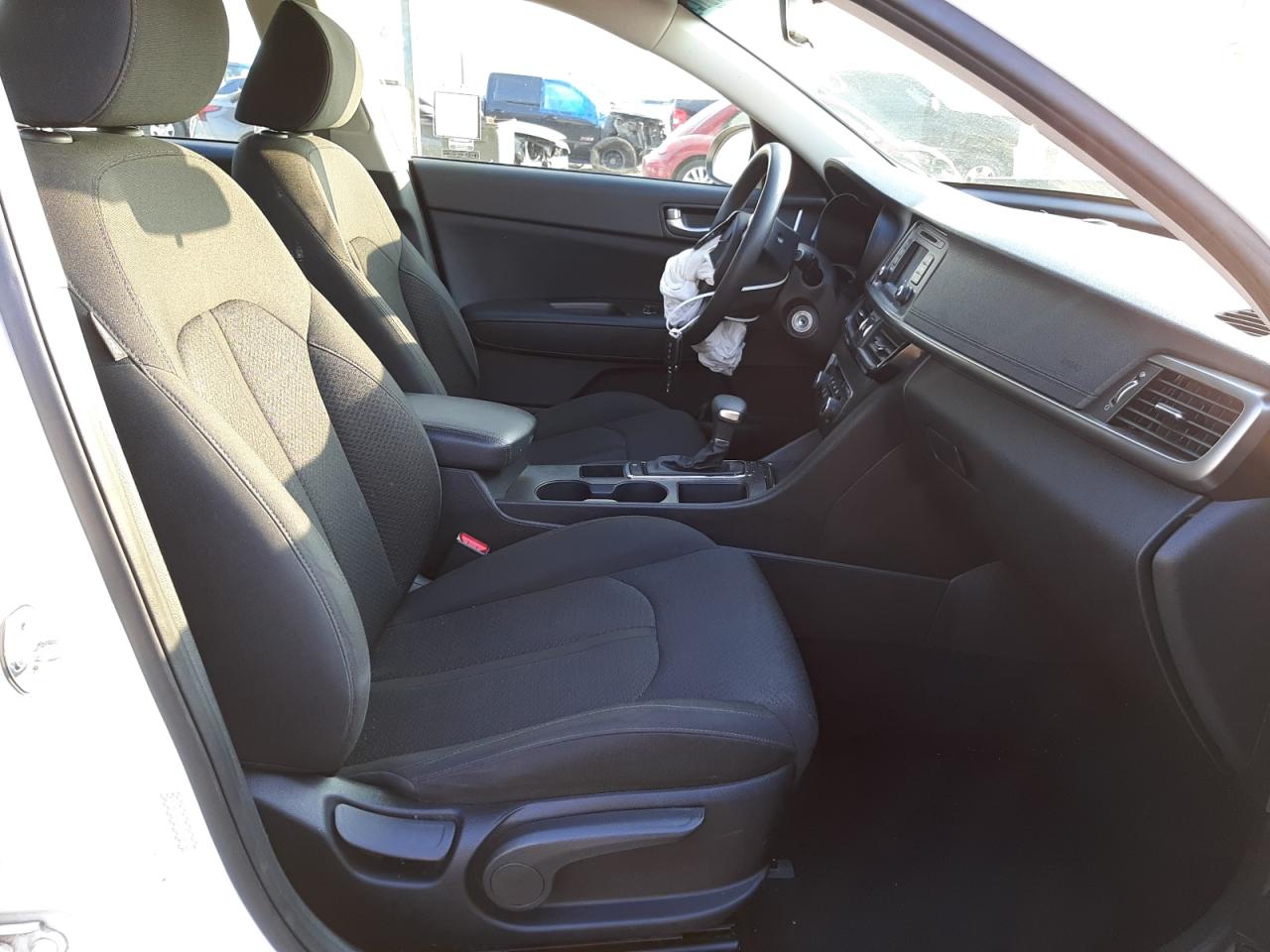 Photo 5 from auction – 2016 KIA OPTIMA LX with VIN KNAGT4L33G5076132
