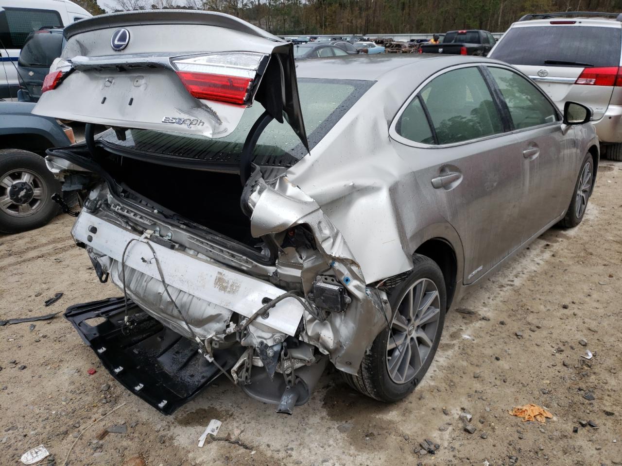Foto 4 de la subasta – 2017 LEXUS ES 300H con VIN JTHBW1GG5H2143458