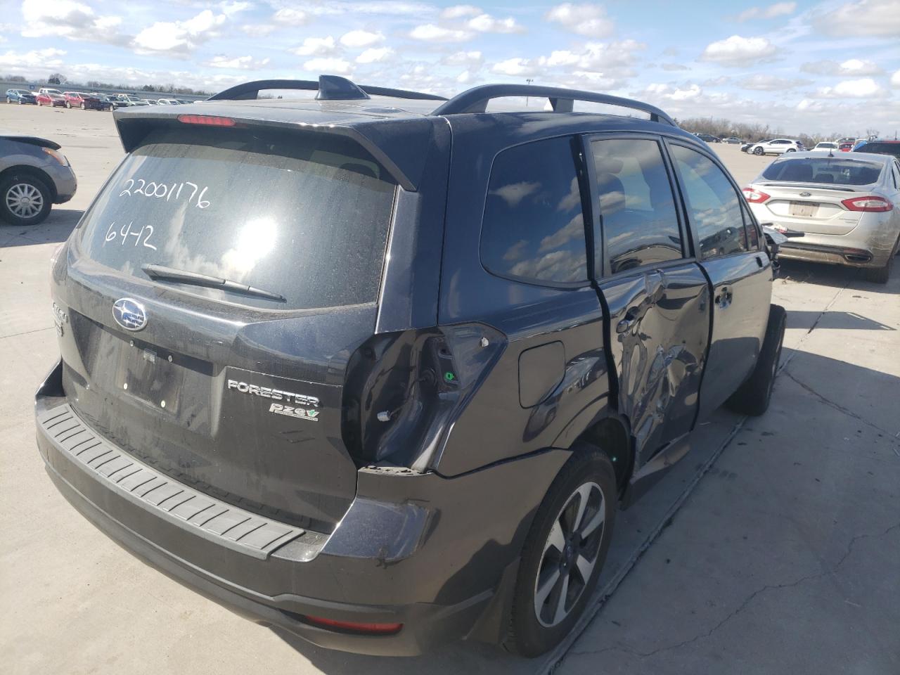 Photo 4 from auction – 2017 SUBARU FORESTER 2 with VIN JF2SJAEC6HH411450