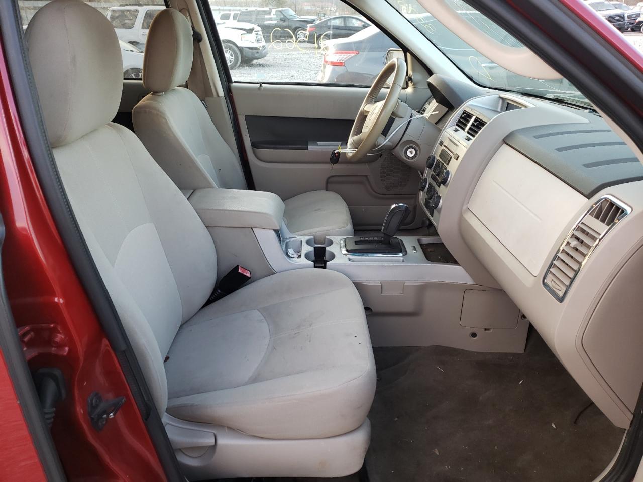 Photo 5 from auction – 2010 MERCURY MARINER with VIN 4M2CN8B79AKJ07359