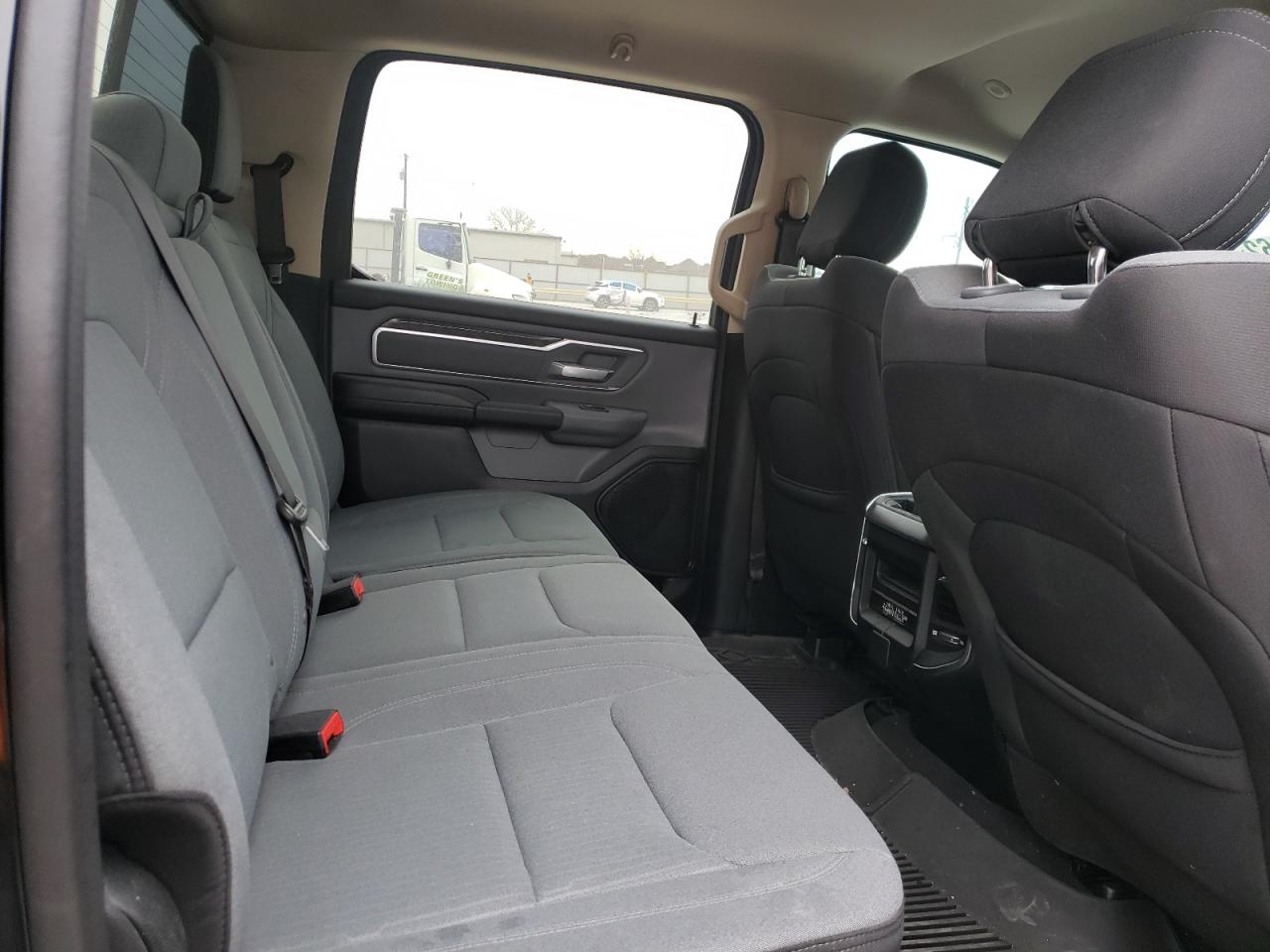 Photo 6 from auction – 2019 RAM 1500 BIG H with VIN 1C6RREFT9KN601139