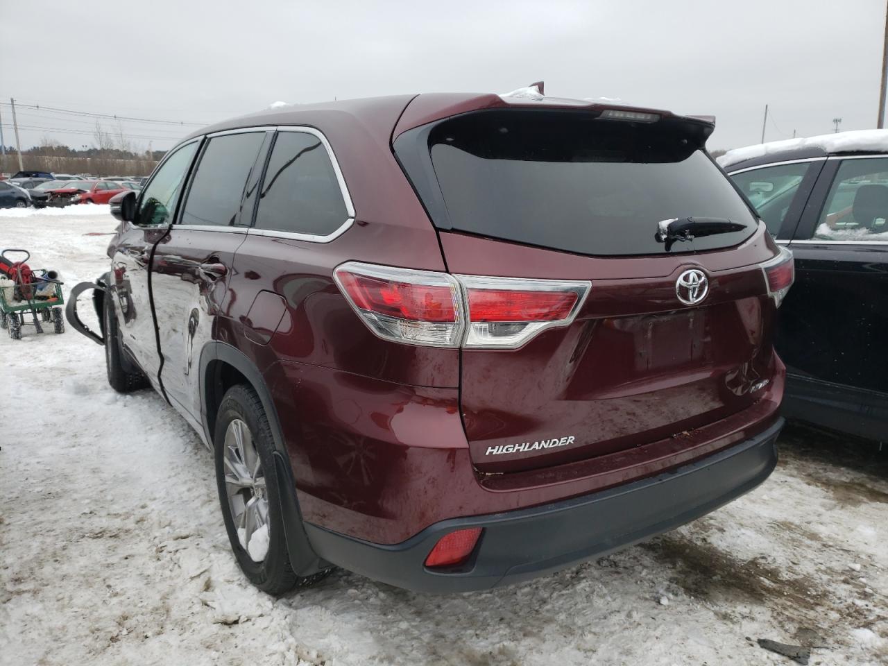 Photo 3 from auction – 2015 TOYOTA HIGHLANDER with VIN 5TDBKRFHXFS181862